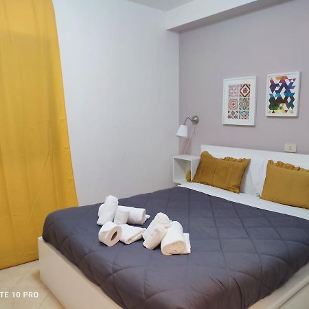 Joy Apartment Taormina Buitenkant foto