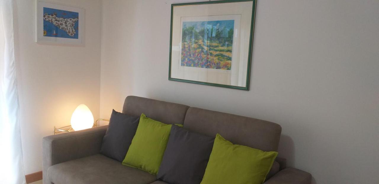 Joy Apartment Taormina Buitenkant foto