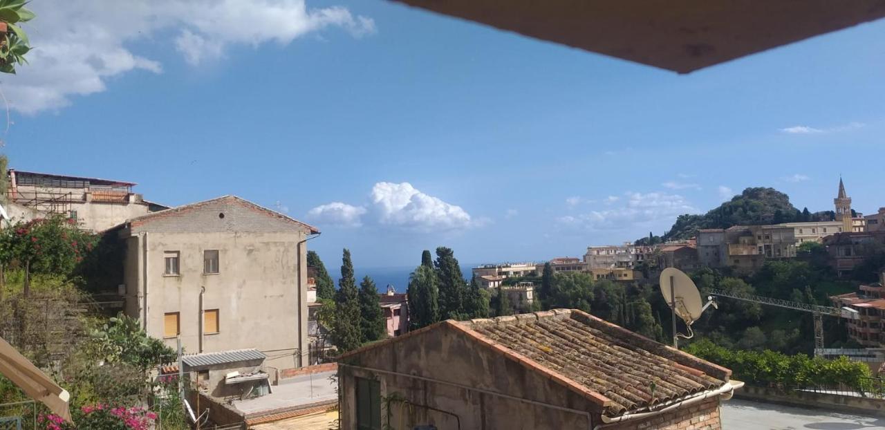 Joy Apartment Taormina Buitenkant foto